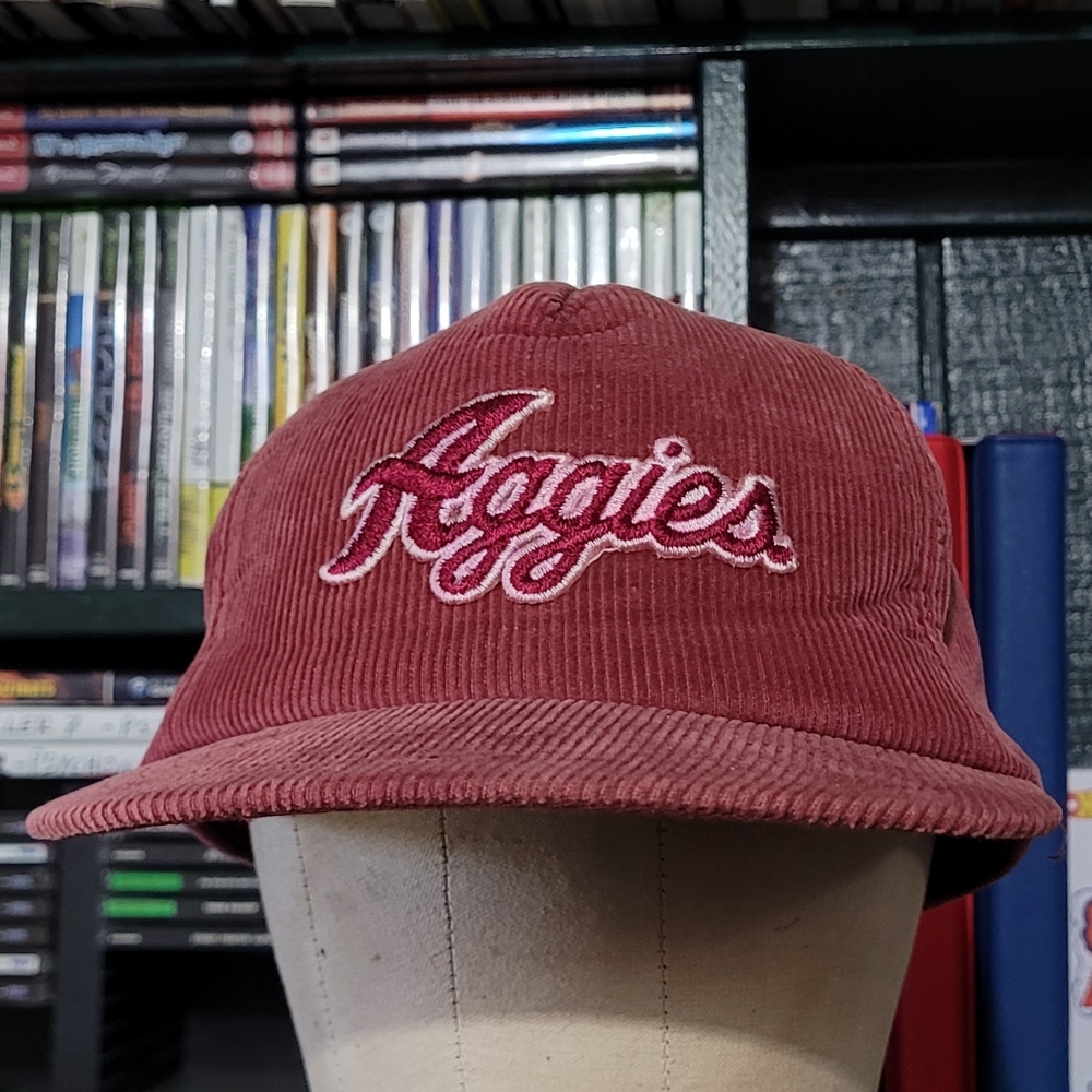 Vintage Texas A&M Aggies Corduroy Script Universal Industries Inc. Snapback Hat